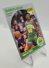 Load image into Gallery viewer, 1990 NBA Hoops Shawn Kemp Rookie Basketball Card
